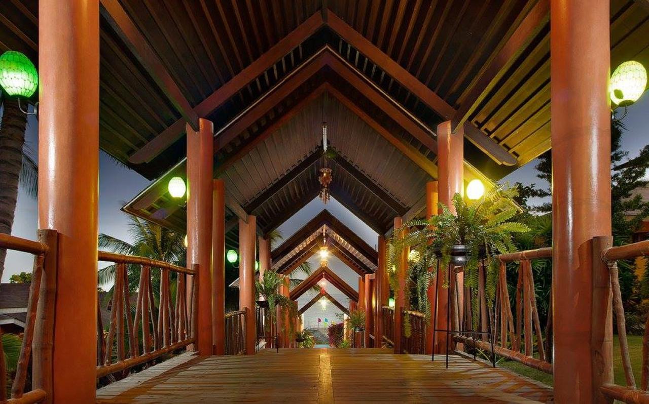 Flushing Meadows Resorts & Playground Panglao Esterno foto