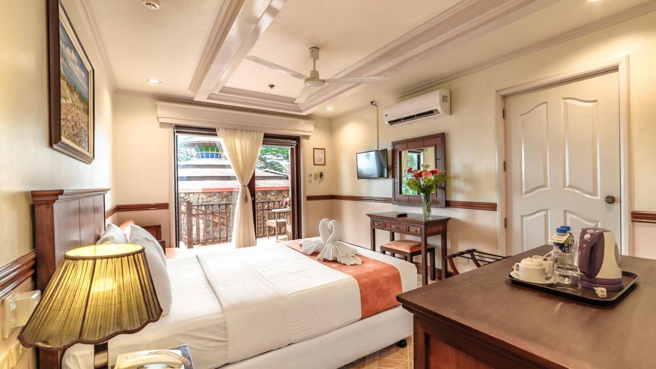 Flushing Meadows Resorts & Playground Panglao Esterno foto